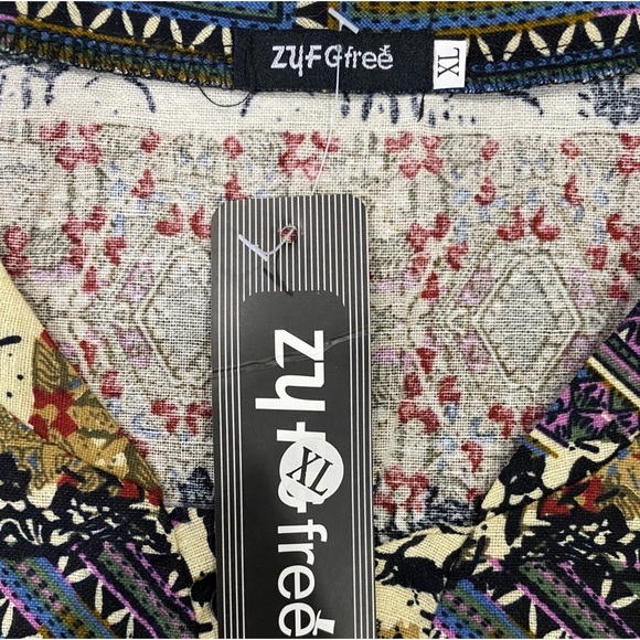 ZYFGfree Geometric Aztec Inspired Shirt (Size:XL, Color:Multi) - Picture 3 of 3